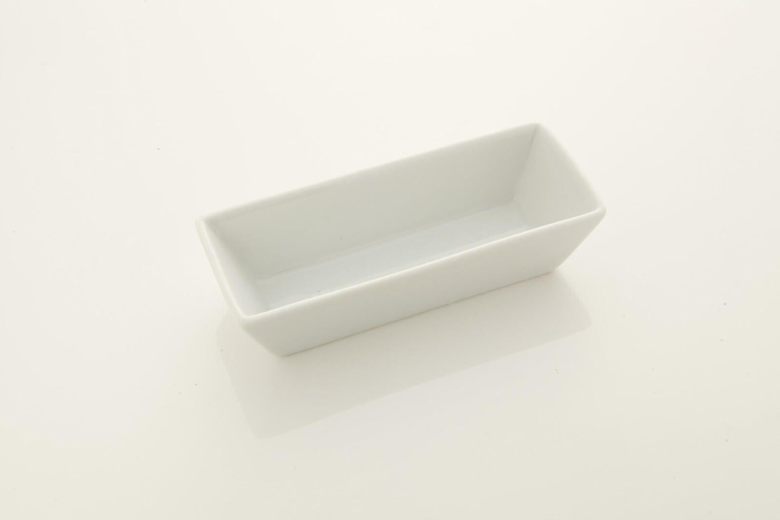 小皿 - 白色 長方形 台形 13cm*5cm 深さ3cm