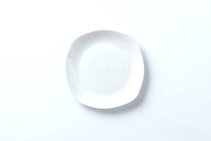食器 - 洋食器 平皿 スクエア型 角丸 白地 直径16cm