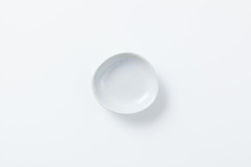 食器 - 洋食器 小皿 白地(グレー) 変形型 直径8.5cm
